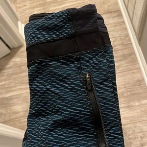 Lululemon leggings size 4